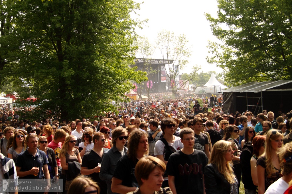 2011-05-05 Publiek (richting Hoofdpodium) - Bevrijdingsfestival, Zwolle 014